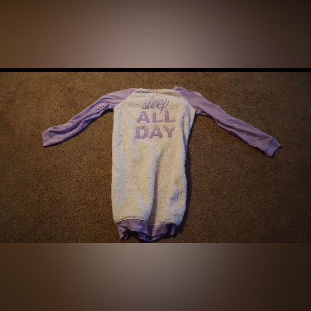 🚫SOLD🚫 Cat and Jack girls night gown size XL 14/16 “Sleep All Day”